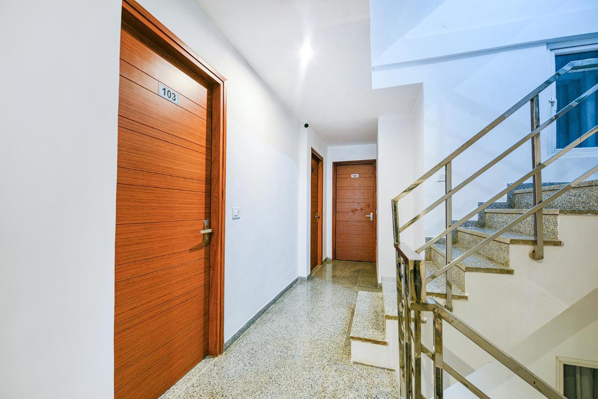 Fabhotel Sparkling - Nr Yashobhoomi Convention Centre Delhi  Bagian luar foto